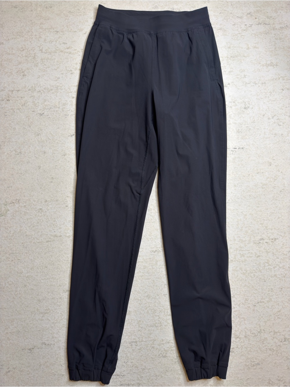 Lululemon Adapted State High-Rise Jogger
Black Size 2